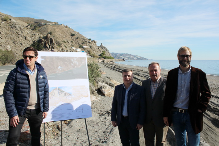 Polopos-La Mamola contará con un paseo renovado y seguro para conectarla con Castillo de Baños